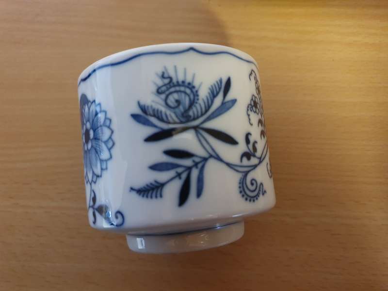 Set of 2 Blue Danube Lidded Jars - Made in Japan  - height 7cm width 8cm