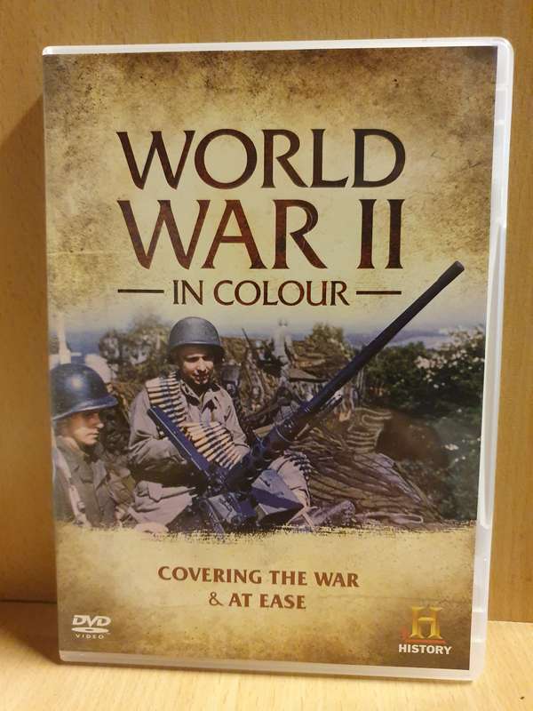 World War II in Colour - Covering the War & At Ease - Dvd