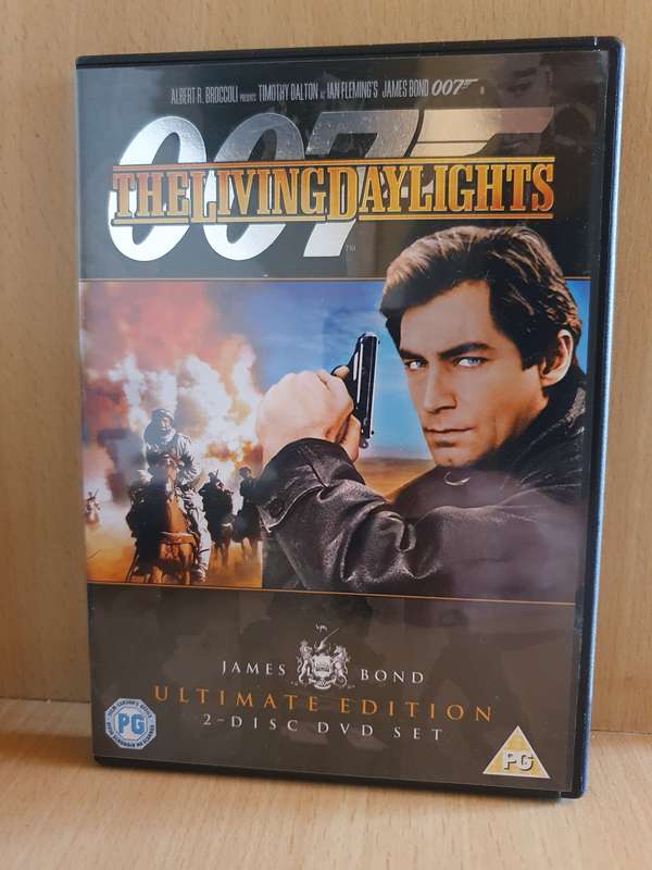 James Bond Ultimate Edition 2-Disc Dvd Set - The Living Daylights