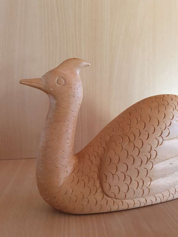 Carved Wooden Guinea Fowl  (Height 19cm width 35cm depth 8cm)