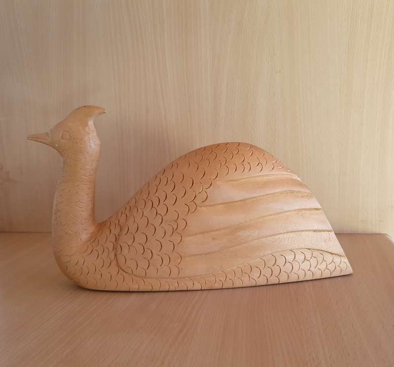 Carved Wooden Guinea Fowl  (Height 19cm width 35cm depth 8cm)