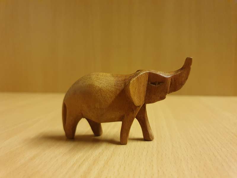 Miniature Wooden Elephant Figurine (8cm x 5cm)