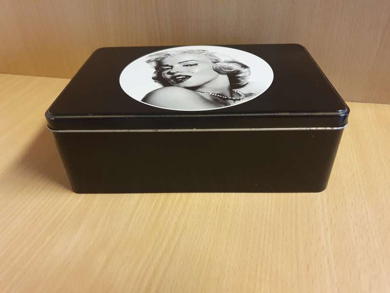 Black & White Marilyn Monroe Tin  (20cm x 13cm height 7cm)