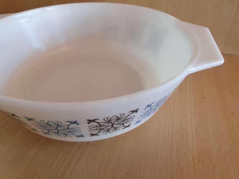 Vintage JAJ Oven-Dish - Made in England (22cm height 7cm)
