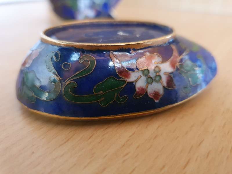 Vintage Cobalt Blue Floral Cloissone Pig Figurine (9cm x 6cm height 6cm)