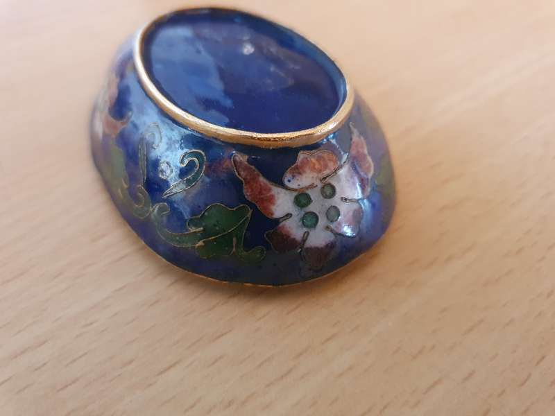 Vintage Cobalt Blue Floral Cloissone Pig Figurine (9cm x 6cm height 6cm)