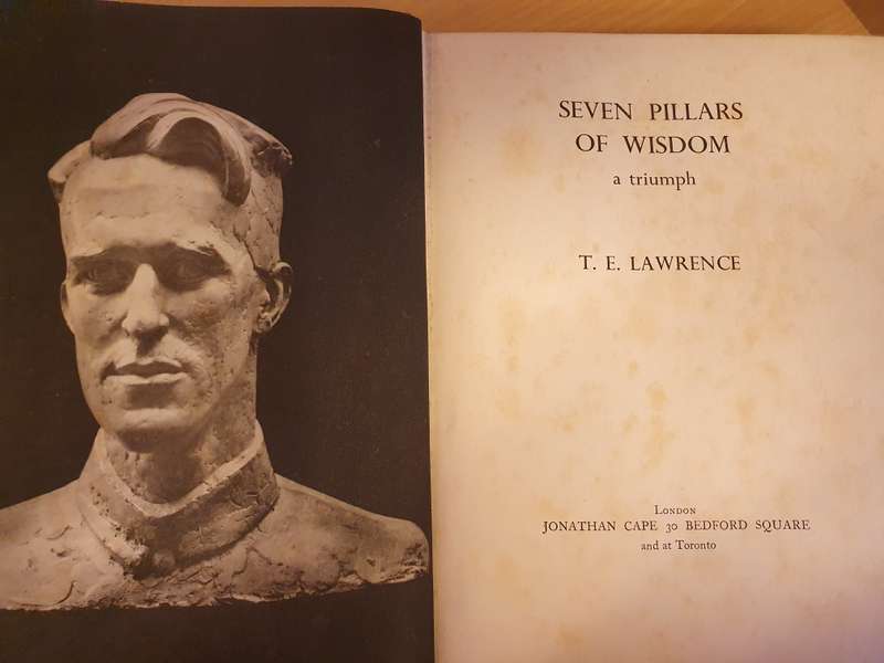 Seven Pillars of Wisdom : T.E. Lawrence  (Hardcover)