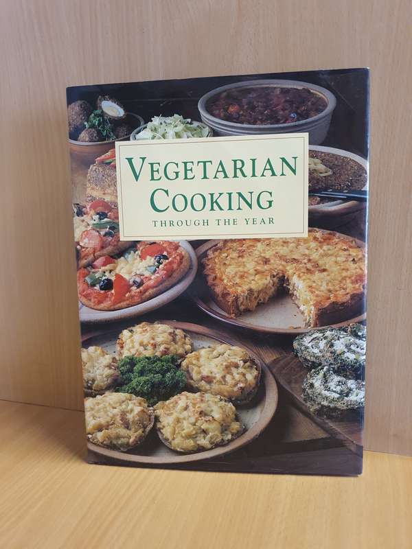 Vegetarian Cooking Through the Year (Hardcover)
