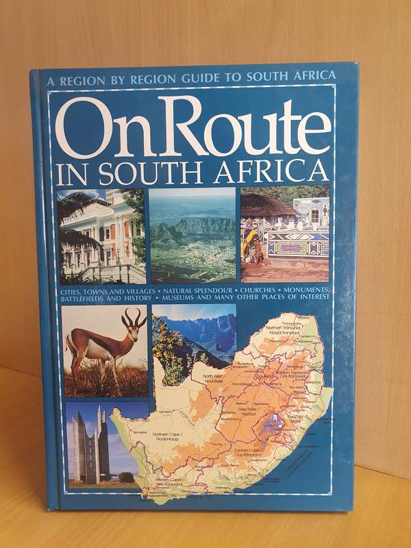 On Route in South Africa (A Region-by-Region Guide) Hardcover