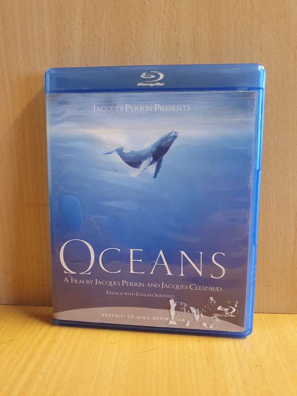 Oceans : Blu-ray  (A Film by Jacques Perrin and Jacques Cluzaud)