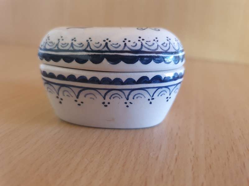 Lidded Handpainted Ceramic Blue & White Heart Shape Jewellery Holder (Portugal)