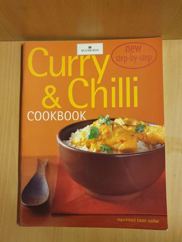 Curry & Chilli Cookbook  (Paperback)
