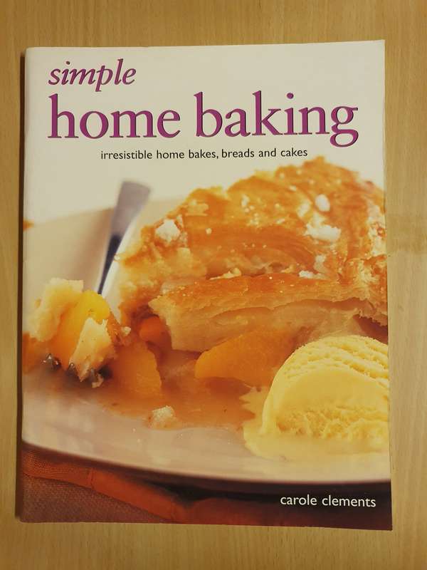 Simple Home Baking : Carole Clements  (Paperback)
