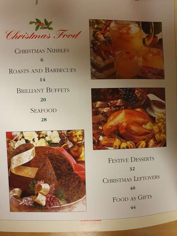 A Treasury of Christmas Food & Craft  (Paperback)