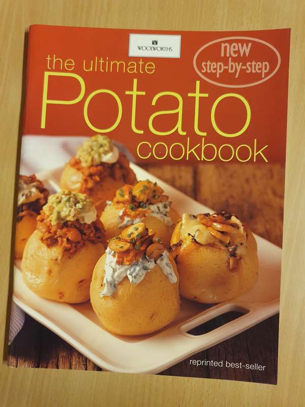 Step-by-Step The Ultimate Potato Cookbook  (Paperback)