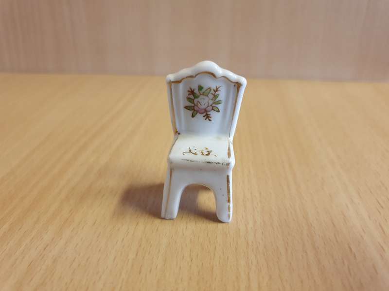 Miniature Set of 4 Ceramic Bedroom - Bed, Pedestal with lamp, Dressing Table, Chair  (Japan)