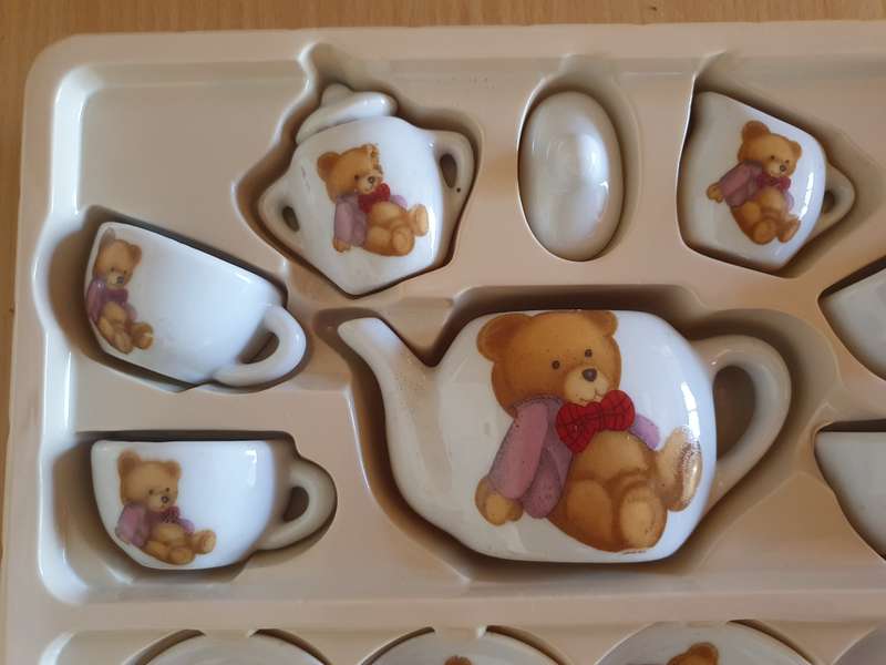 13 Piece Teddy Bear Teaset  (Dollhouse)