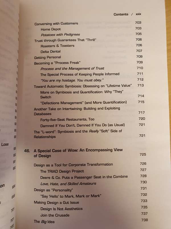 Liberation Management - Necessary Disorder for the Nanosecond Nineties: Tom Peters  (Hardcover)