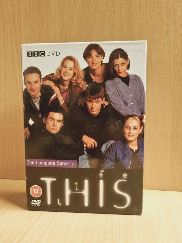 BBC - This (The Complete Series Two) Dvd   6 discs