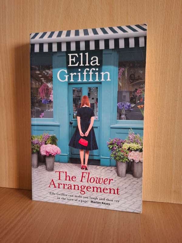 The Flower Arrangement: Ella Griffin  (Paperback)