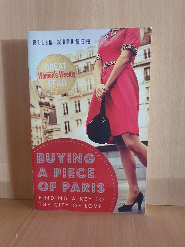 Buying a Piece of Paris: Ellie Nielsen (Paperback)