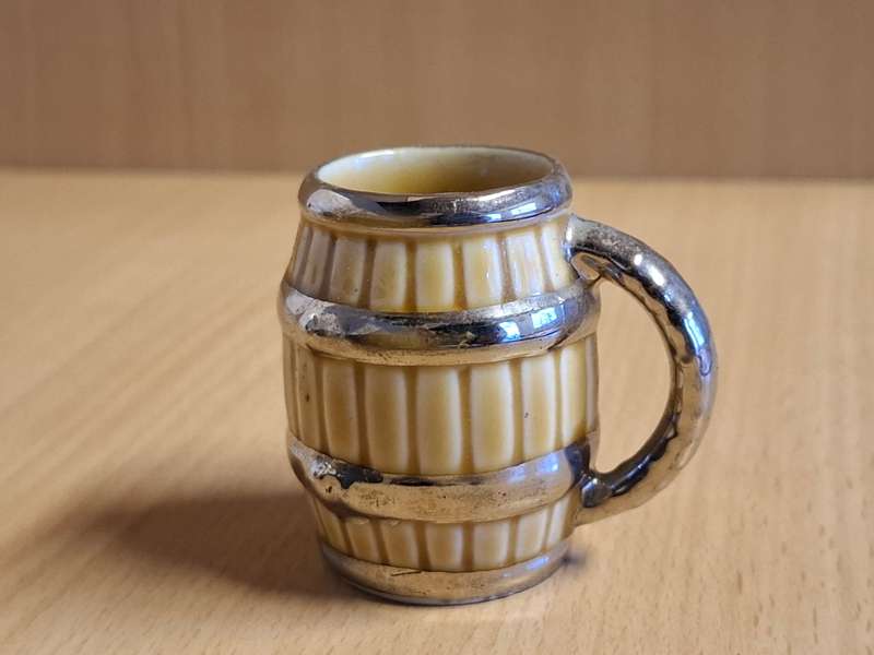 Miniature Wade Beer Tankard - height 5cm. width 4cm