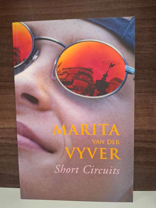 Short Circuits: Marita van der Vyver  (Paperback)