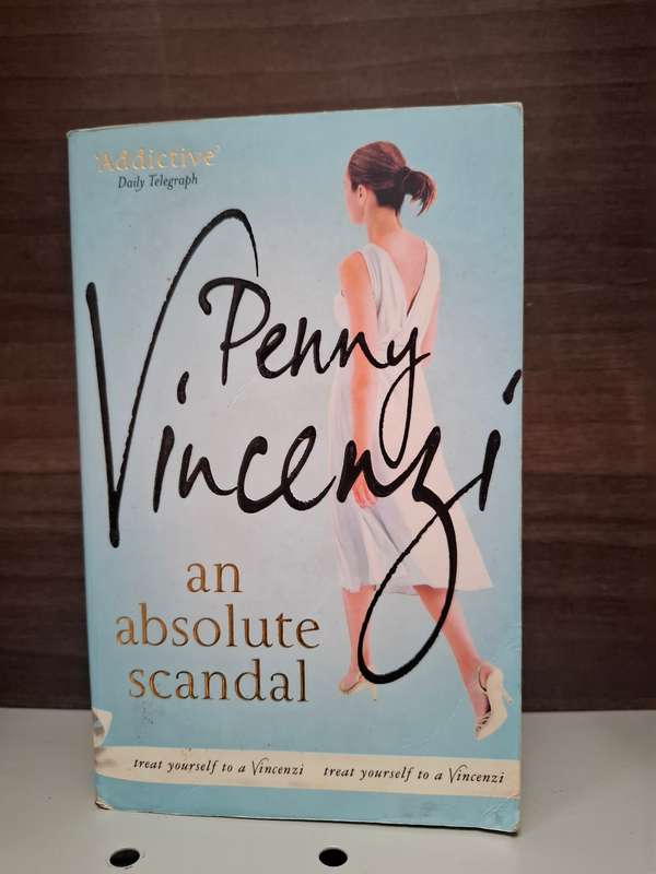 An Absolute Scandal : Penny Vincenzi (Paperback)