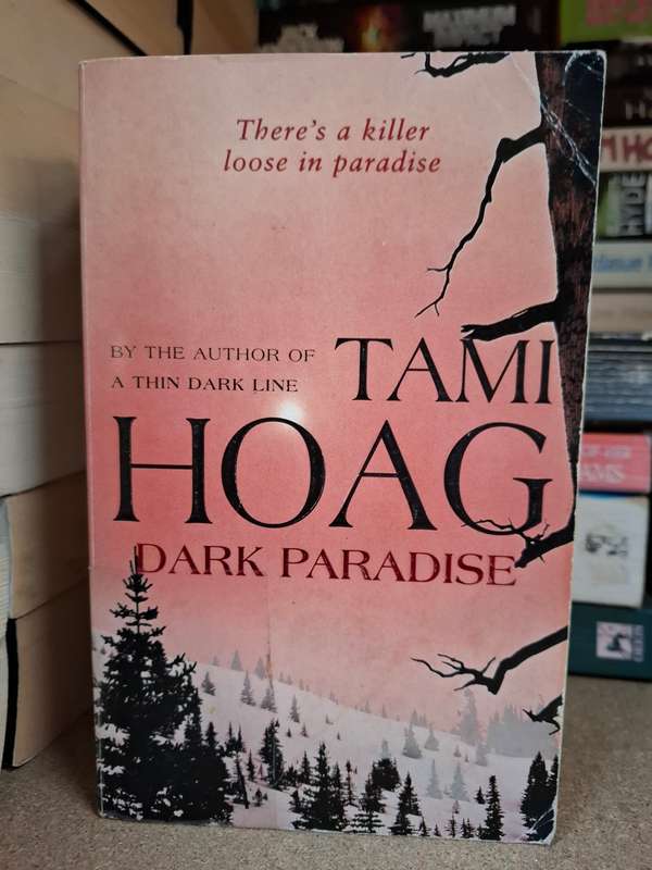 Dark Paradise: Tami Hoag (Paperback)
