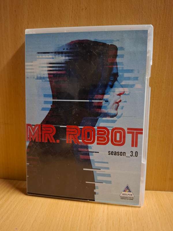 Mr. Robot - Season 3.0 (Dvd)  3 discs