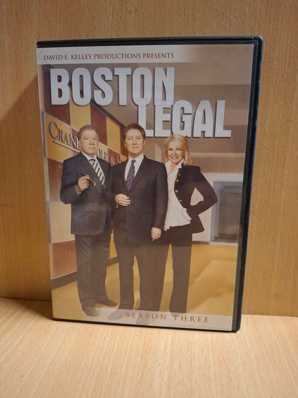 Boston Legal - Season Three - Dvd  (6 discs)
