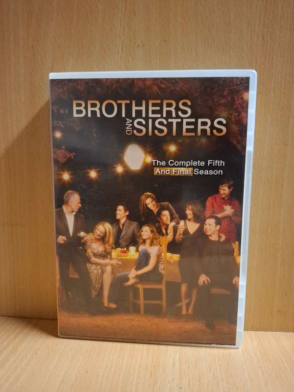 Brothers and Sisters - The Complete Fifth and Final Season - Dvd  (6 discs)
