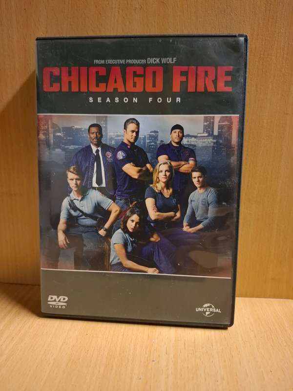 Chicago Fire - Season Four - Dvd     (6 discs)