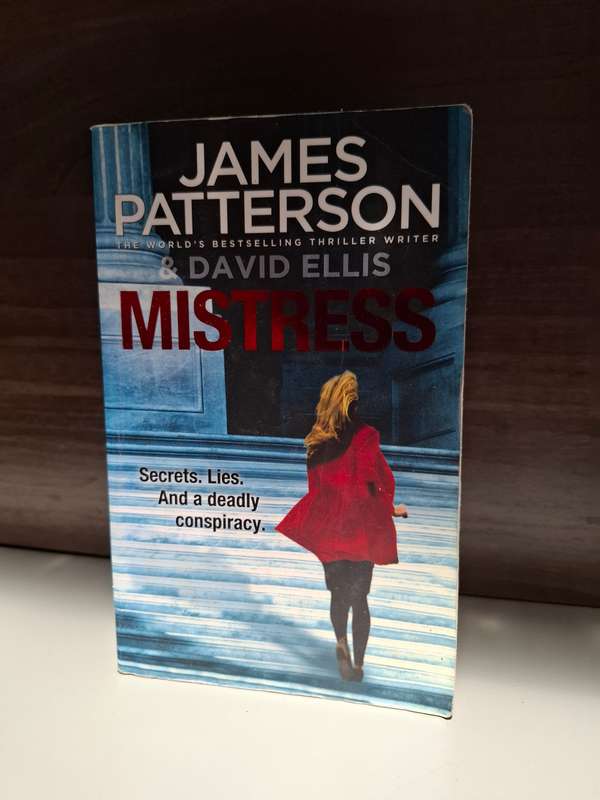 Mistress:  James Patterson  (Paperback)