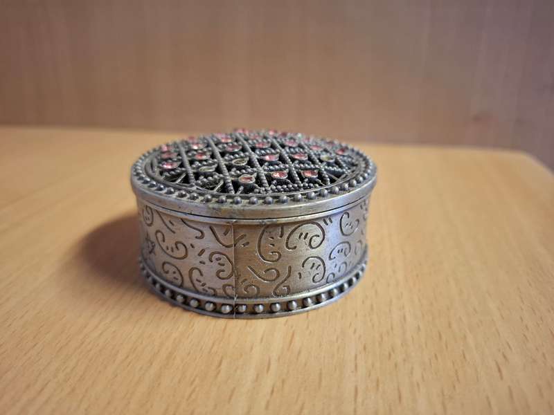 Small Round Metal Trinket Holder - width 7cm height 3cm