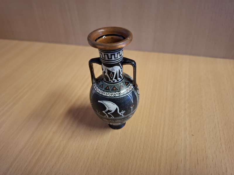 Small Copper Grecian Style Vase - height 9cm width 6cm