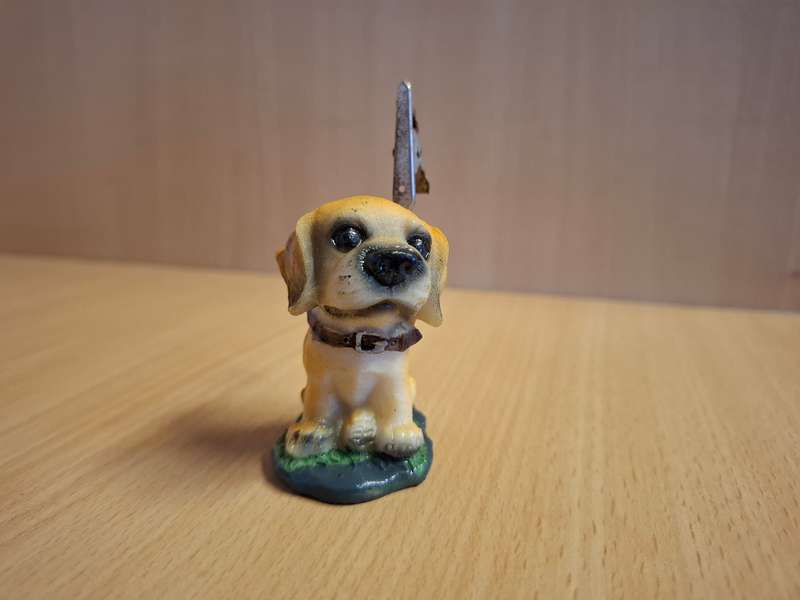 Small Dog Figurine Memo/Note/Message Holder