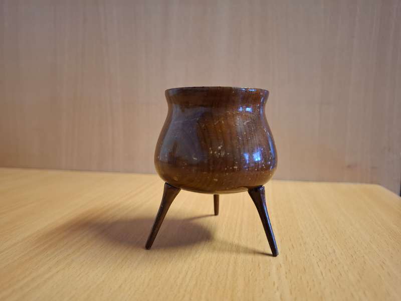 Small Round Wooden Potjie Pot Ornament - height 8cm width 6cm