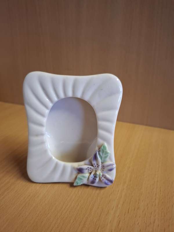 Ceramic Floral Photo Frame (10cm x 8cm)