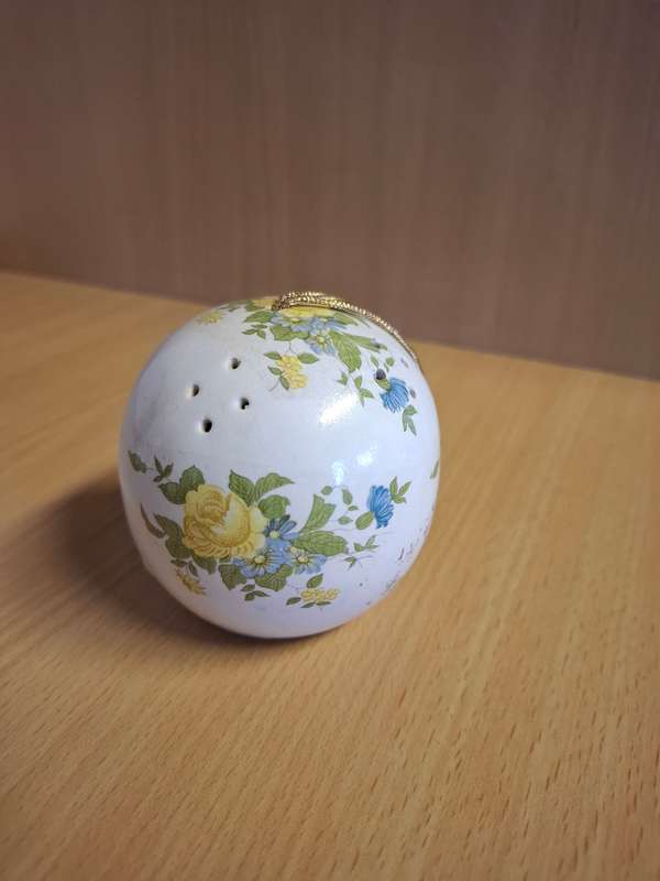 Vintage Round Floral Pomander - height 8cm width 9cm