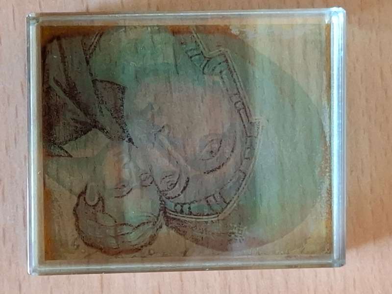 Small Glass Art  (5cm x 6cm depth 2cm)