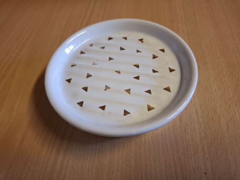 Round Ceramic Soap Dish - width 11cm height 3cm