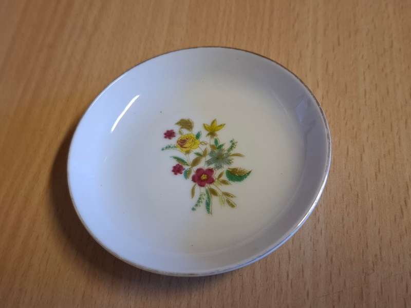 Small Round Floral Pin Dish - width 9cm