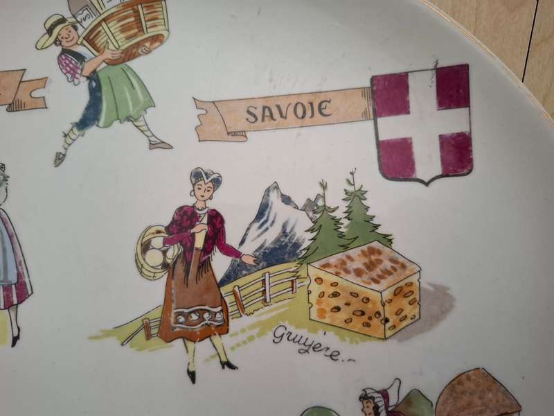 Souvenir Wall Plate - France - 28cm