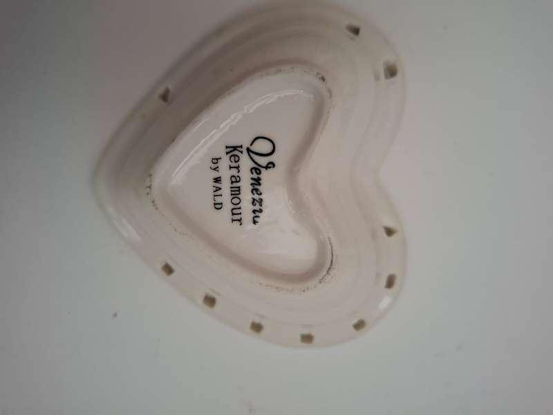 Small Ceramic Heart Shaped Dish  - 9cm x 9cm
