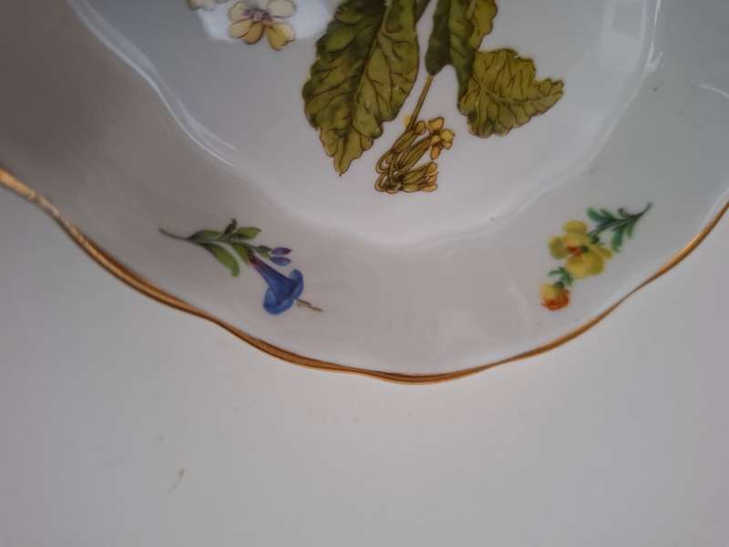 Princess Royal Fine Bone China Pin Dish, Made in England (13cm x 10cm)