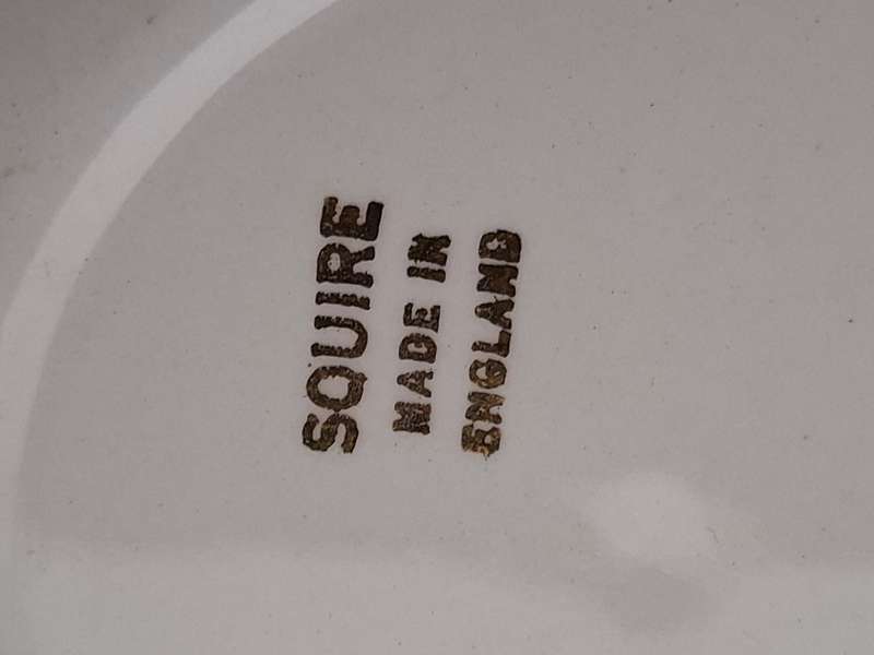 Souvenir Plate - Houses of Parliment and Big Ben Plate - 12cm x 12cm