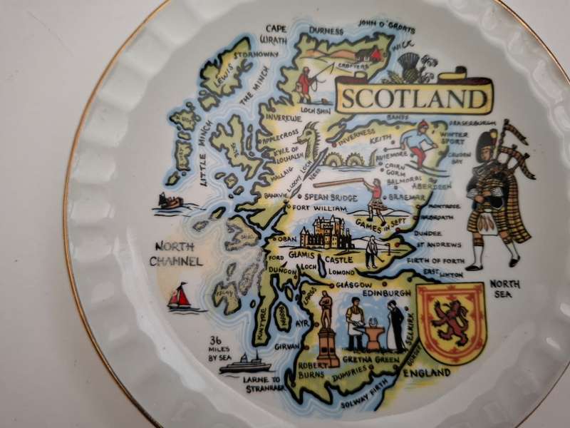 Souvenir Plate - Scotland - width 13cm