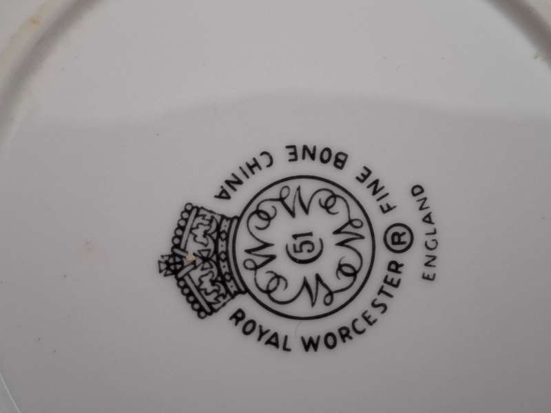 Royal Worcester Fine Bone China Pin Dish - width 10cm