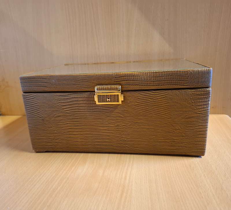 Jewellery Box Organiser with Mirror